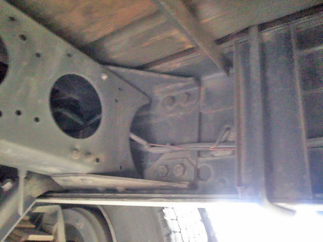 三菱ふそうスーパーグレート平ボディ大型（10t）[写真15]