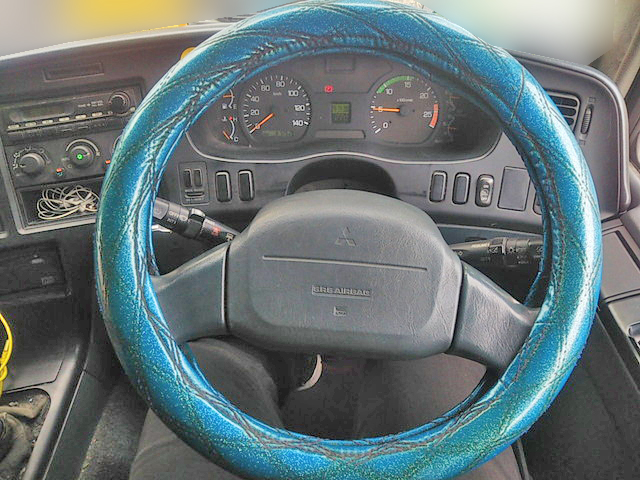 三菱ふそうスーパーグレート平ボディ大型（10t）[写真28]