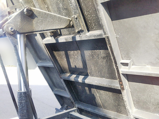 マツダボンゴダンプ小型（2t・3t）[写真15]