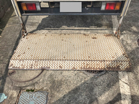 いすゞエルフアルミバン小型（2t・3t）[写真17]