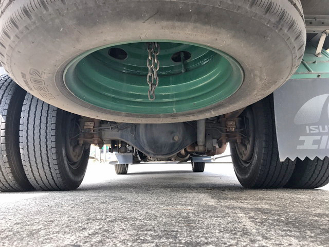いすゞエルフアルミバン小型（2t・3t）[写真23]