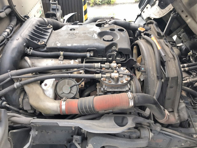 いすゞエルフアルミバン小型（2t・3t）[写真24]