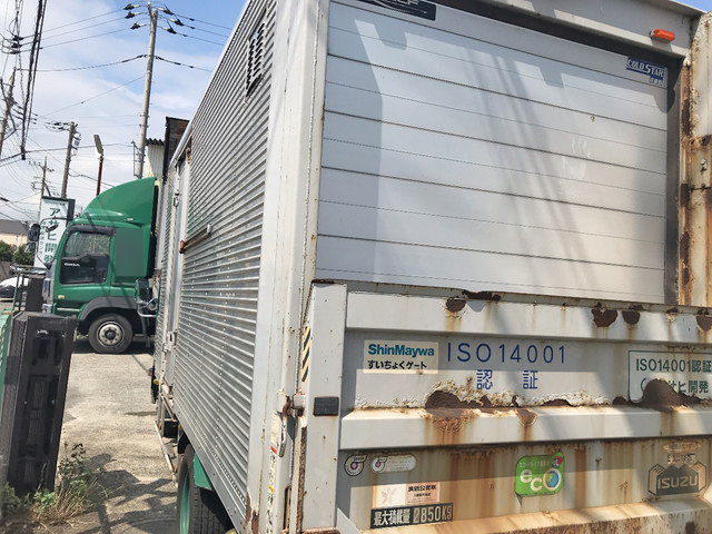 いすゞエルフアルミバン小型（2t・3t）[写真04]