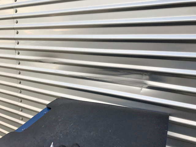 いすゞエルフアルミバン小型（2t・3t）[写真09]