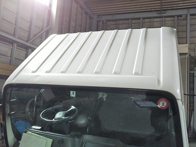 いすゞエルフ平ボディ小型（2t・3t）[写真10]
