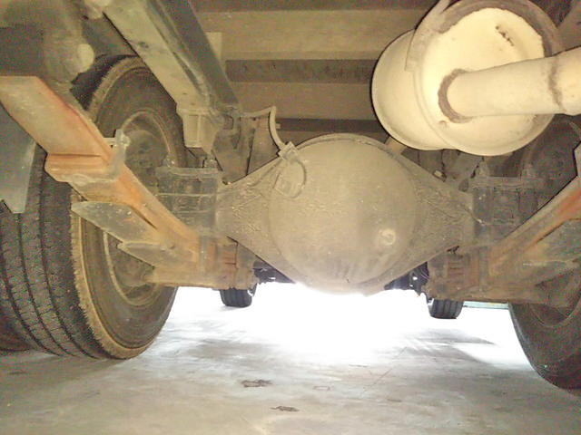 いすゞエルフ平ボディ小型（2t・3t）[写真17]