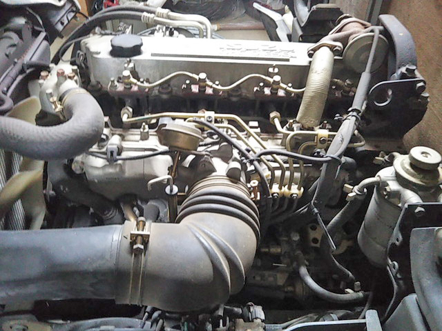 いすゞエルフ平ボディ小型（2t・3t）[写真20]