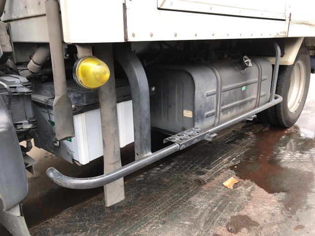 日野デュトロ冷凍車（冷蔵車）小型（2t・3t）[写真16]