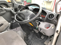 日野デュトロ冷凍車（冷蔵車）小型（2t・3t）[写真28]