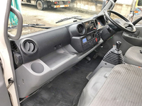 日野デュトロ冷凍車（冷蔵車）小型（2t・3t）[写真30]