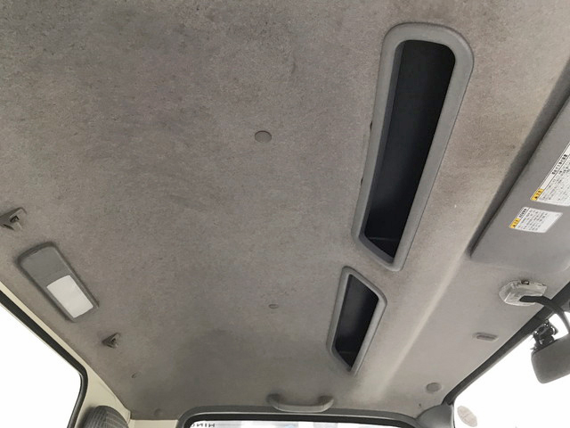 日野デュトロ冷凍車（冷蔵車）小型（2t・3t）[写真31]