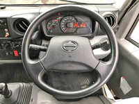 日野デュトロ冷凍車（冷蔵車）小型（2t・3t）[写真32]