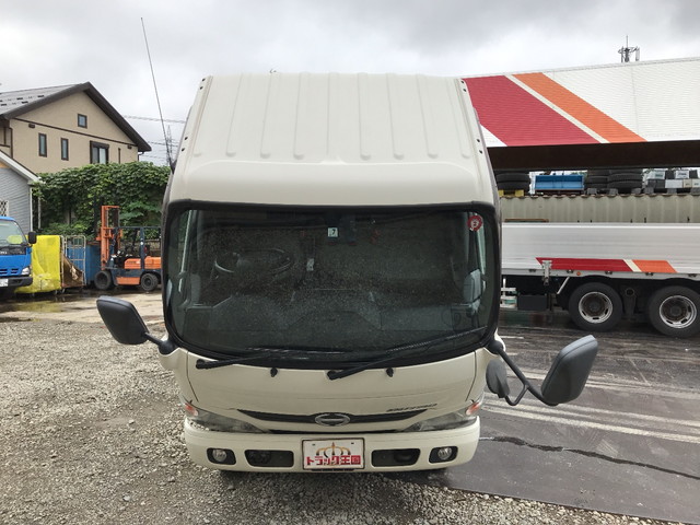 日野デュトロ冷凍車（冷蔵車）小型（2t・3t）[写真09]