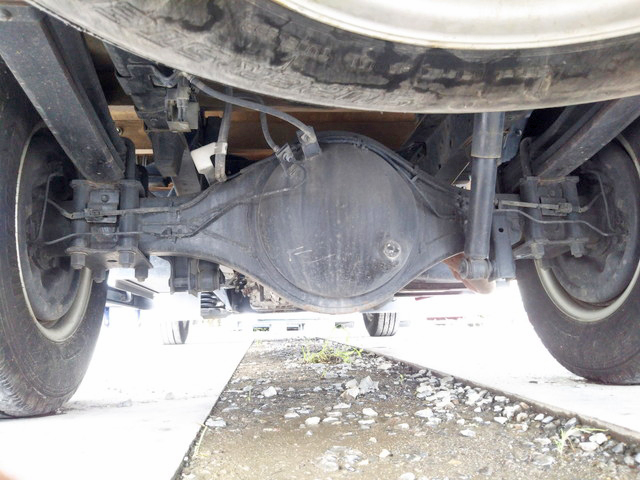 いすゞエルフ平ボディ小型（2t・3t）[写真22]