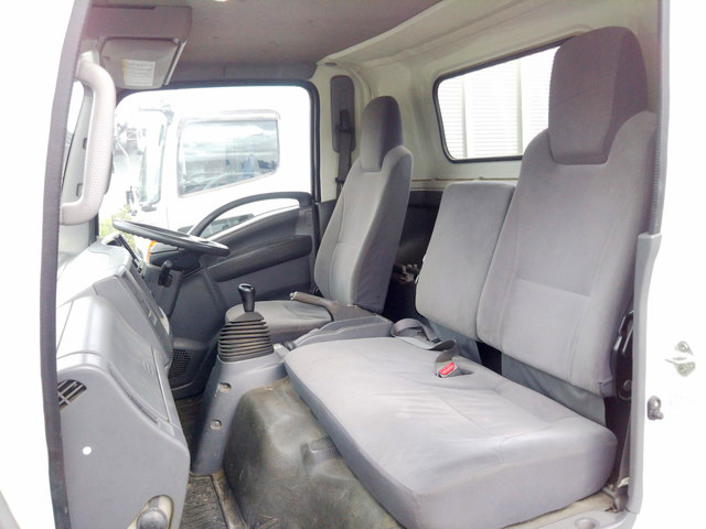 いすゞエルフ平ボディ小型（2t・3t）[写真29]