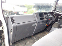 いすゞエルフ平ボディ小型（2t・3t）[写真30]