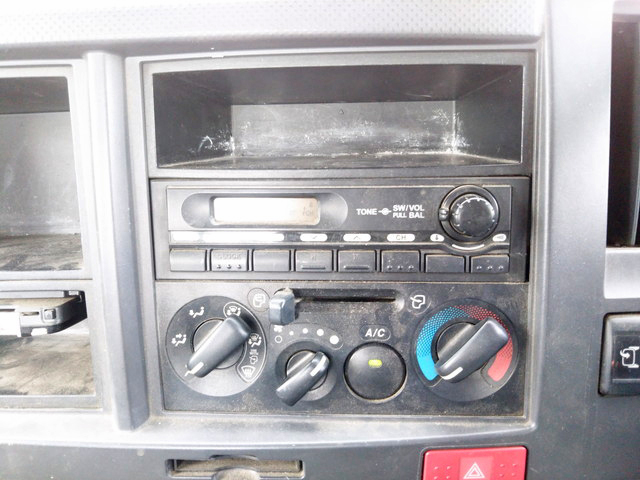 いすゞエルフ平ボディ小型（2t・3t）[写真36]