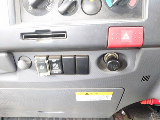 いすゞエルフ平ボディ小型（2t・3t）[写真37]