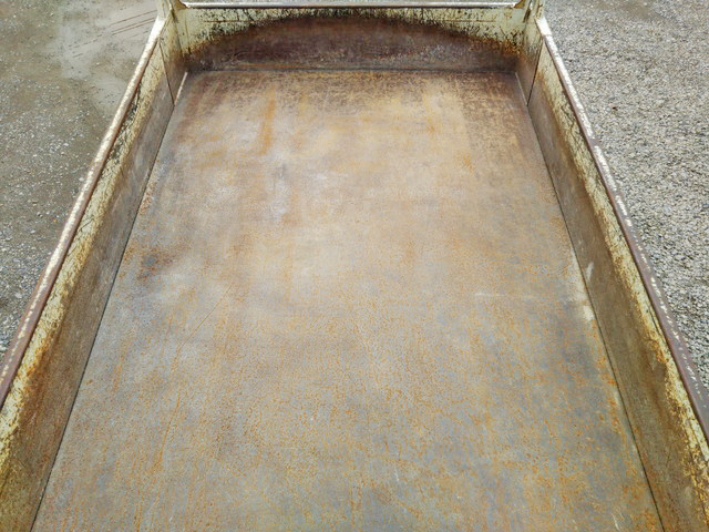 三菱ふそうキャンターダンプ小型（2t・3t）[写真14]