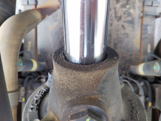 三菱ふそうキャンターダンプ小型（2t・3t）[写真17]