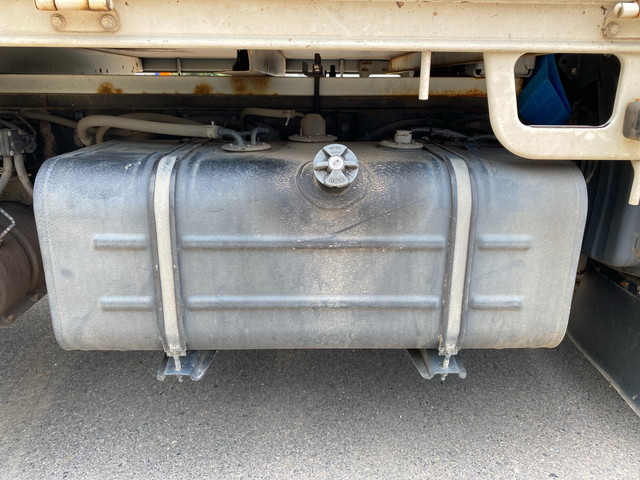 日野デュトロ平ボディ小型（2t・3t）[写真14]