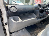 日野デュトロ平ボディ小型（2t・3t）[写真28]