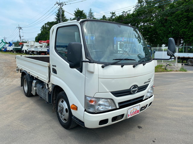 日野デュトロ平ボディ小型（2t・3t）[写真03]
