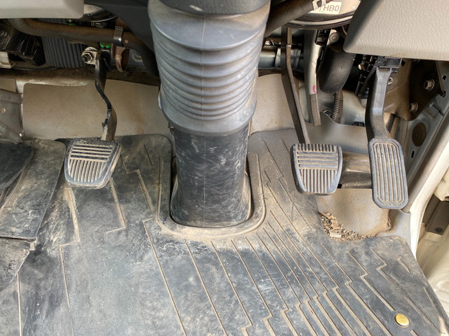 日野デュトロ平ボディ小型（2t・3t）[写真34]