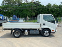 日野デュトロ平ボディ小型（2t・3t）[写真07]