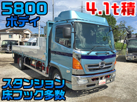 日野レンジャーアルミブロック中型（4t）[写真01]