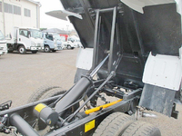 三菱ふそうキャンターダンプ小型（2t・3t）[写真12]