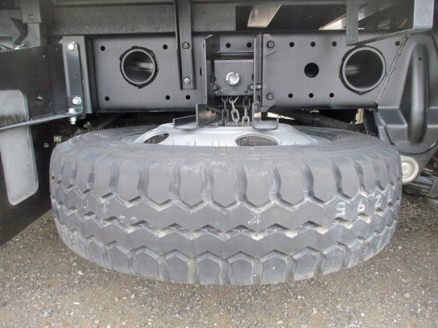 三菱ふそうキャンターダンプ小型（2t・3t）[写真14]