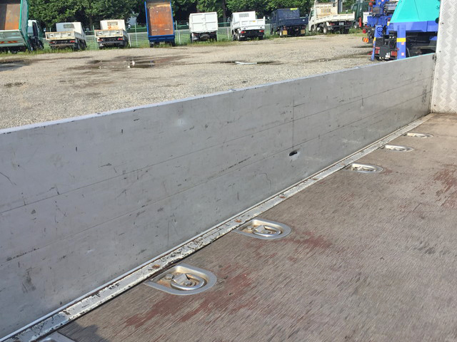 三菱ふそうキャンタークレーン4段小型（2t・3t）[写真14]