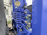 いすゞフォワードセルフクレーン3段中型（4t）[写真17]