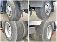 いすゞフォワードセルフクレーン3段中型（4t）[写真20]