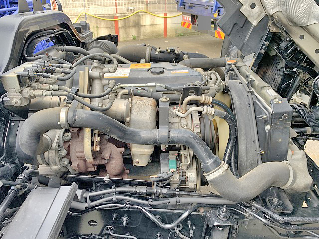 いすゞフォワードセルフクレーン3段中型（4t）[写真29]