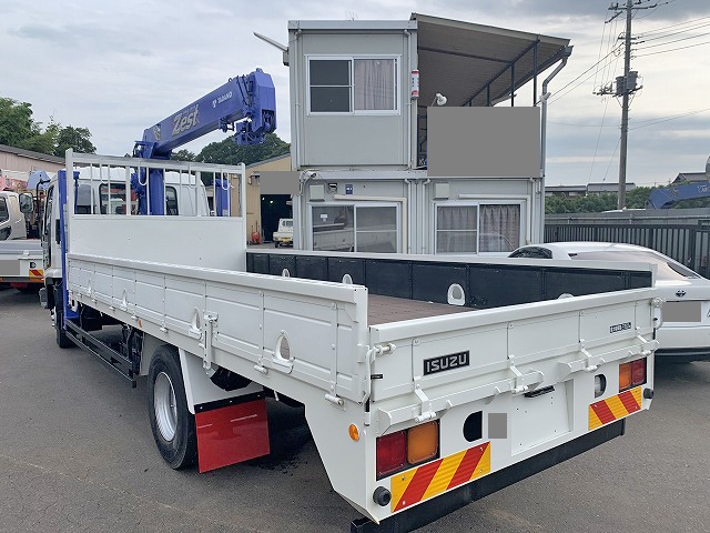 いすゞフォワードセルフクレーン3段中型（4t）[写真04]