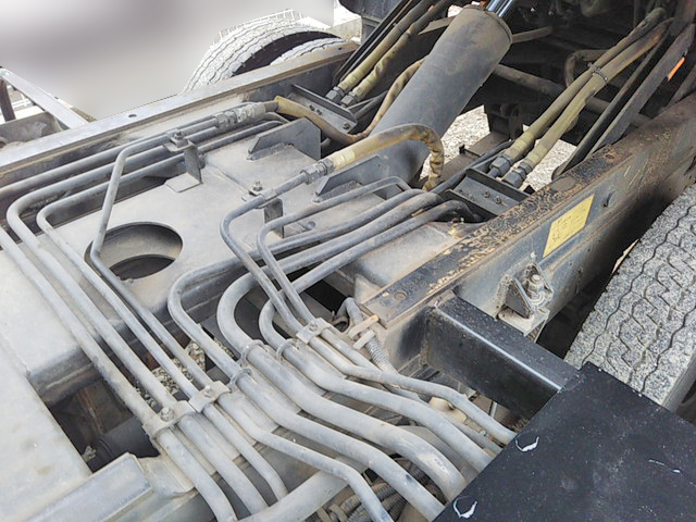 いすゞエルフパッカー車（塵芥車）小型（2t・3t）[写真18]