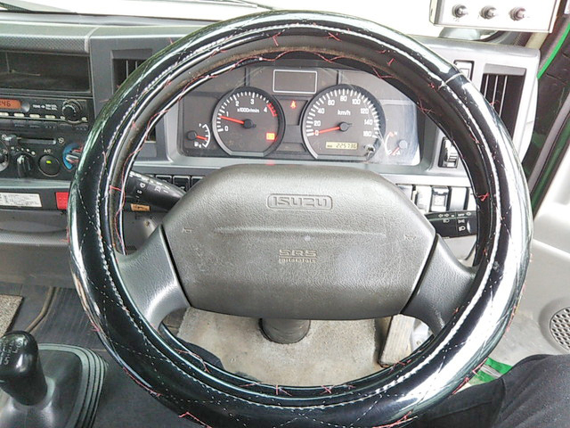 いすゞエルフパッカー車（塵芥車）小型（2t・3t）[写真34]