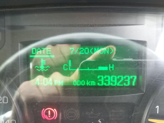 三菱ふそうキャンターアルミブロック小型（2t・3t）[写真10]