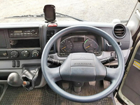 三菱ふそうキャンターアルミブロック小型（2t・3t）[写真09]