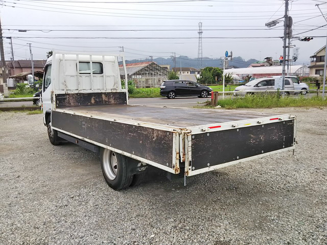 三菱ふそうキャンター平ボディ小型（2t・3t）[写真11]