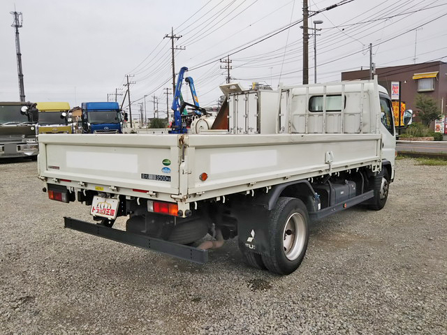 三菱ふそうキャンター平ボディ小型（2t・3t）[写真02]