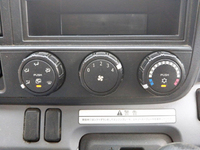 三菱ふそうキャンター平ボディ小型（2t・3t）[写真37]