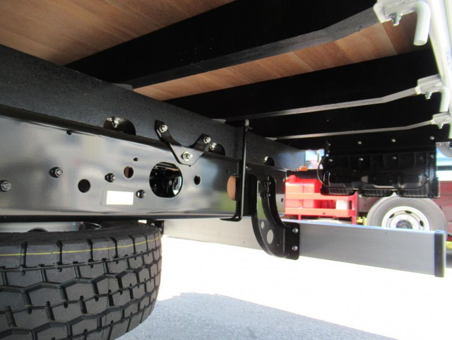 三菱ふそうファイターユニック4段増トン（6t・8t）[写真22]