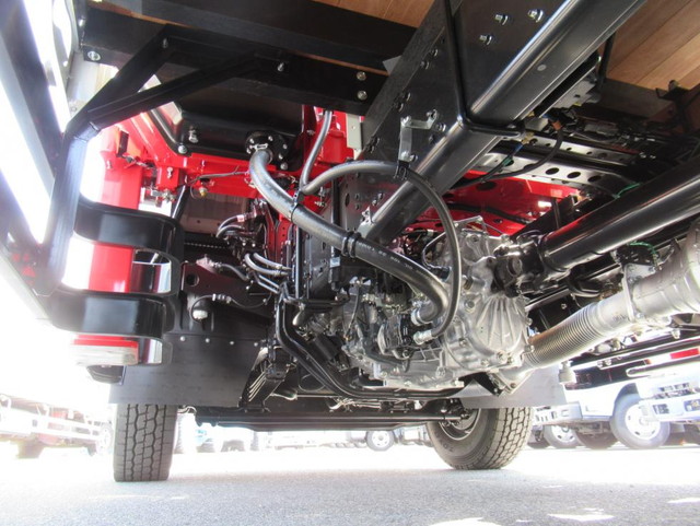 三菱ふそうファイターユニック4段増トン（6t・8t）[写真28]