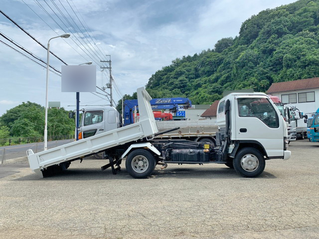 いすゞエルフローダーダンプ小型（2t・3t）[写真10]