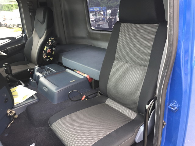 日野プロフィアトレーラーヘッド（トラクターヘッド）大型（10t）[写真26]