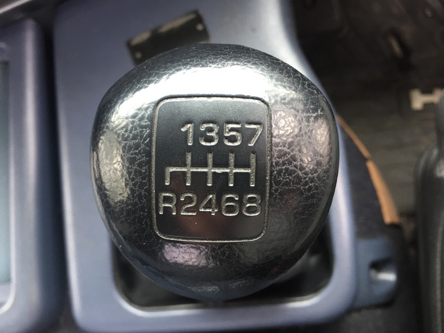 日野プロフィアトレーラーヘッド（トラクターヘッド）大型（10t）[写真37]