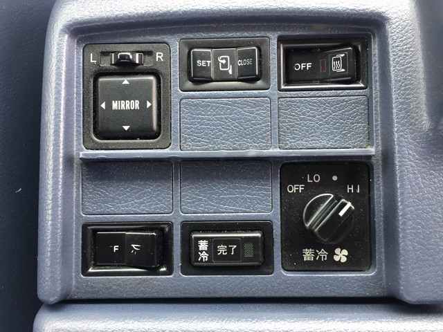 日野プロフィアトレーラーヘッド（トラクターヘッド）大型（10t）[写真38]